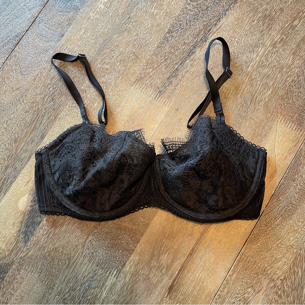 Victoria secret dream angels 34DD black lace bra